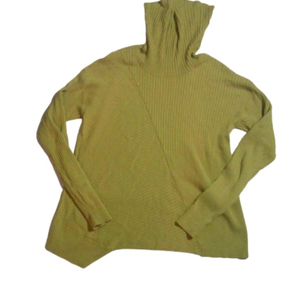 3 for $24 Bundle Cabi Happy Pullover Sweater Turtleneck Sweater Size M - Picture 4 of 6